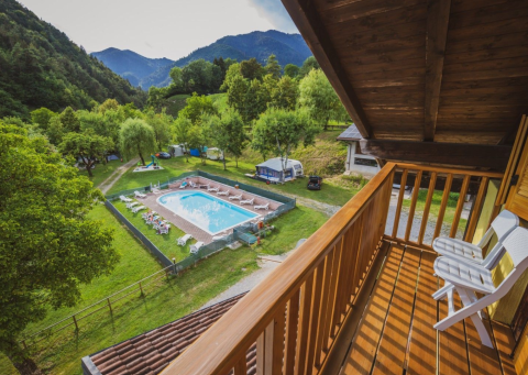 zwembad comfortabel voorzieningen luxe relax